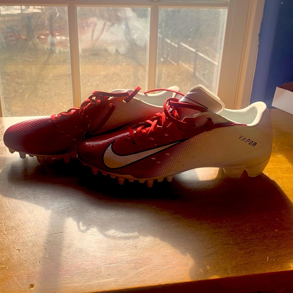 Nike football clear size 13